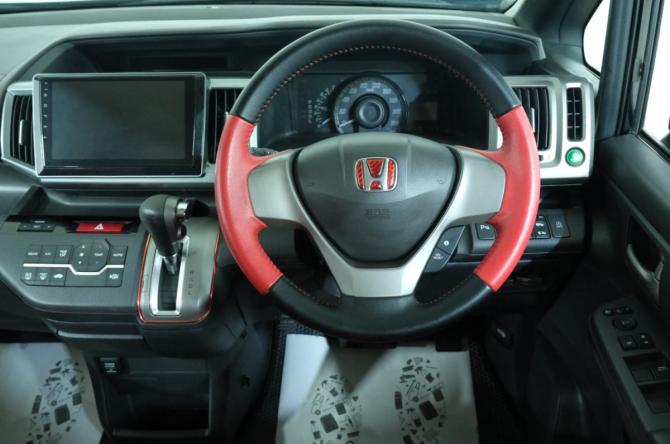 Honda Stepwgn IV Рестайлинг с пробегом 2012 года, цена 1 599 000 рублей, 200050 км, минивэн, Автокод Объявления