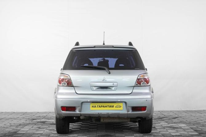 Mitsubishi Outlander I с пробегом 2008 года, цена 869 000 рублей, 269000 км, внедорожник, Автокод Объявления