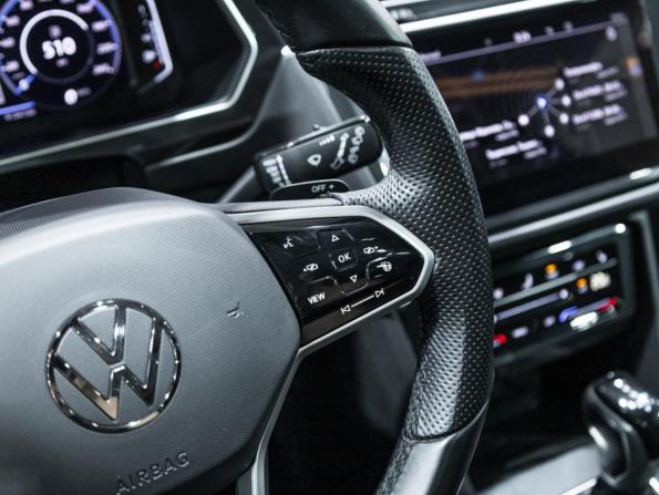 Volkswagen Tiguan II Рестайлинг с пробегом 2021 года, цена 2 919 777 рублей, 91347 км, внедорожник, Автокод Объявления