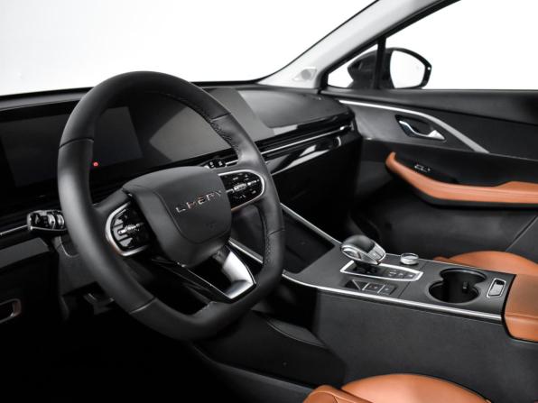 Omoda C5 I с пробегом 2022 года, цена 1 650 000 рублей, 24000 км, внедорожник, Автокод Объявления