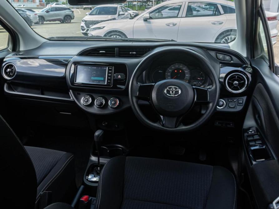 Toyota Vitz III (XP130) Рестайлинг 2 Краснодар  - изображение 6