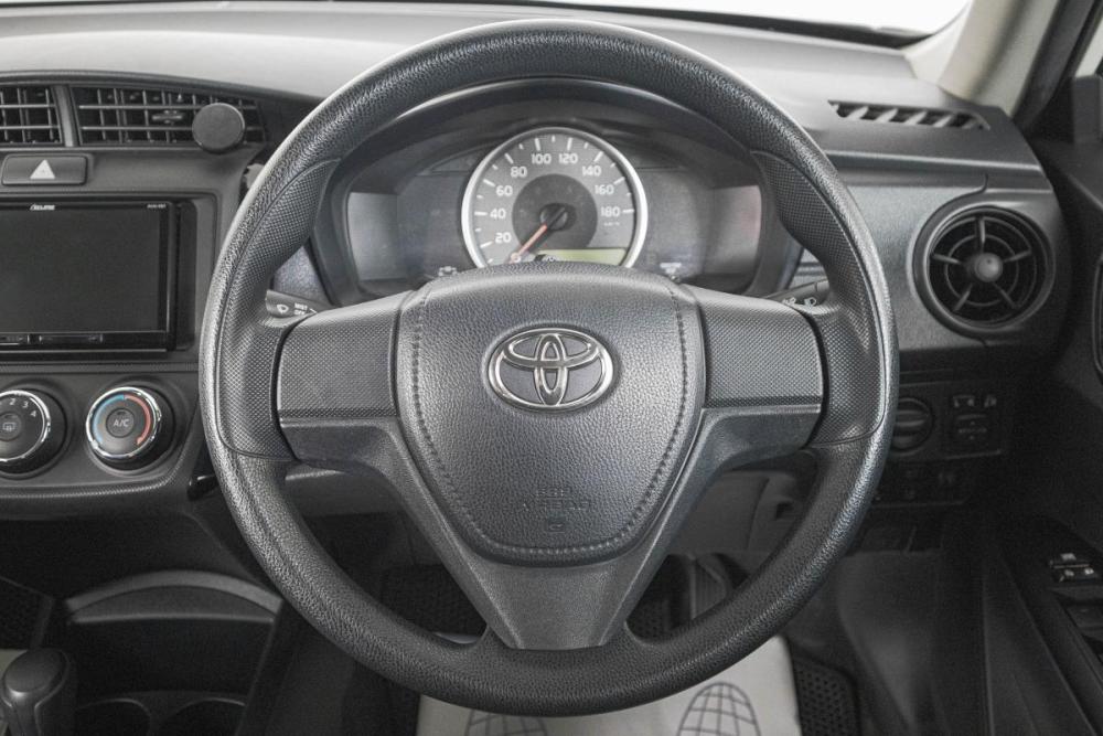Toyota Corolla XI (E160 E170) Рестайлинг 2 Кемерово  - изображение 16