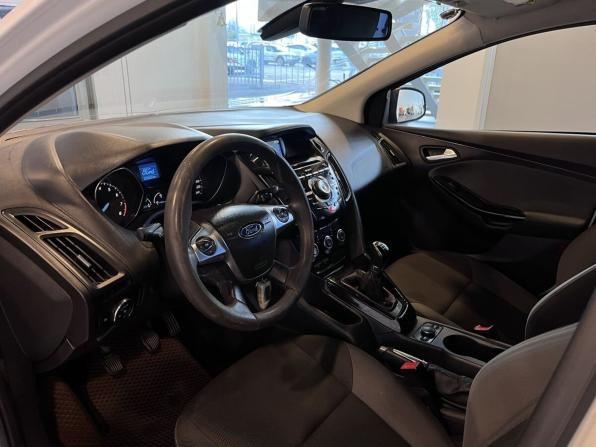 Ford Focus III с пробегом 2011 года, цена 593 000 рублей, 223387 км, хэтчбек, Автокод Объявления