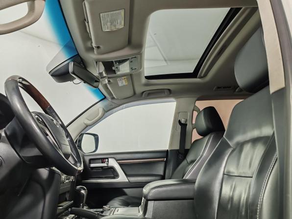 Toyota Land Cruiser 200 Series Рестайлинг 2 с пробегом 2016 года, цена 5 499 000 рублей, 254006 км, внедорожник, Автокод Объявления