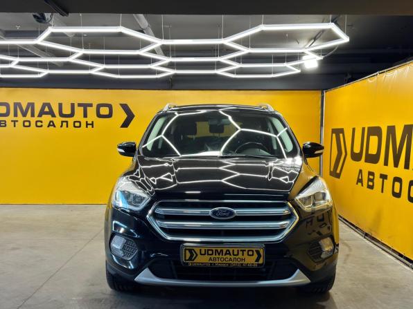 Ford Kuga II Рестайлинг с пробегом 2018 года, цена 1 679 000 рублей, 112000 км, внедорожник, Автокод Объявления