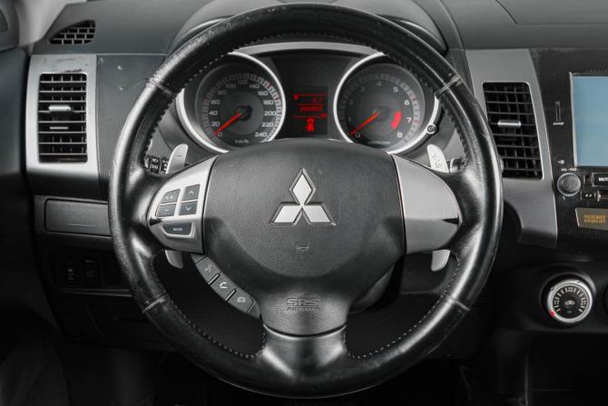 Mitsubishi Outlander II с пробегом 2007 года, цена 1 159 000 рублей, 220800 км, внедорожник, Автокод Объявления