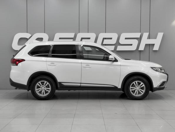 Mitsubishi Outlander III Рестайлинг 2 с пробегом 2018 года, цена 1 720 000 рублей, 168793 км, внедорожник, Автокод Объявления