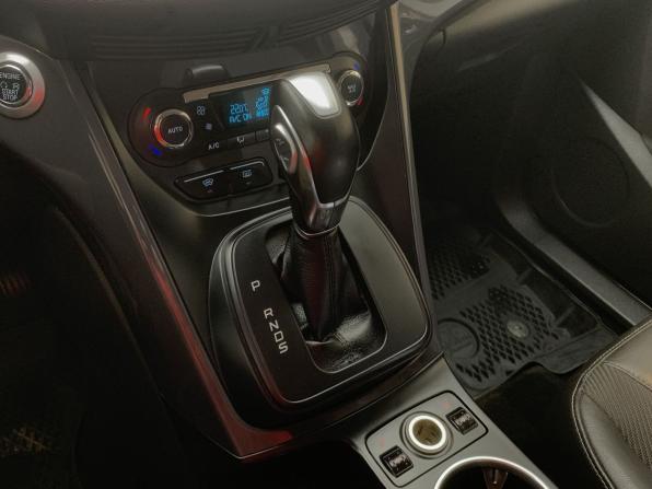 Ford Kuga II с пробегом 2016 года, цена 1 290 000 рублей, 115000 км, внедорожник, Автокод Объявления