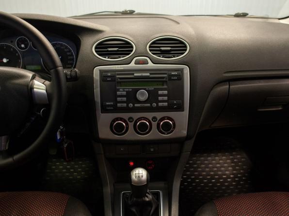 Ford Focus II с пробегом 2007 года, цена 465 000 рублей, 226236 км, хэтчбек, Автокод Объявления