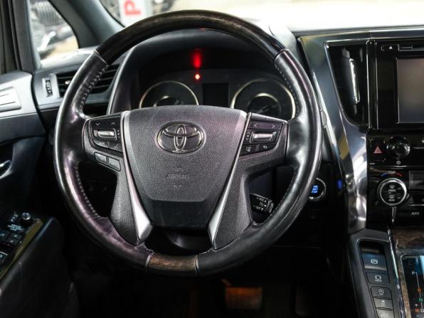 Toyota Alphard III Рестайлинг с пробегом 2019 года, цена 3 898 000 рублей, 250680 км, минивэн, Автокод Объявления
