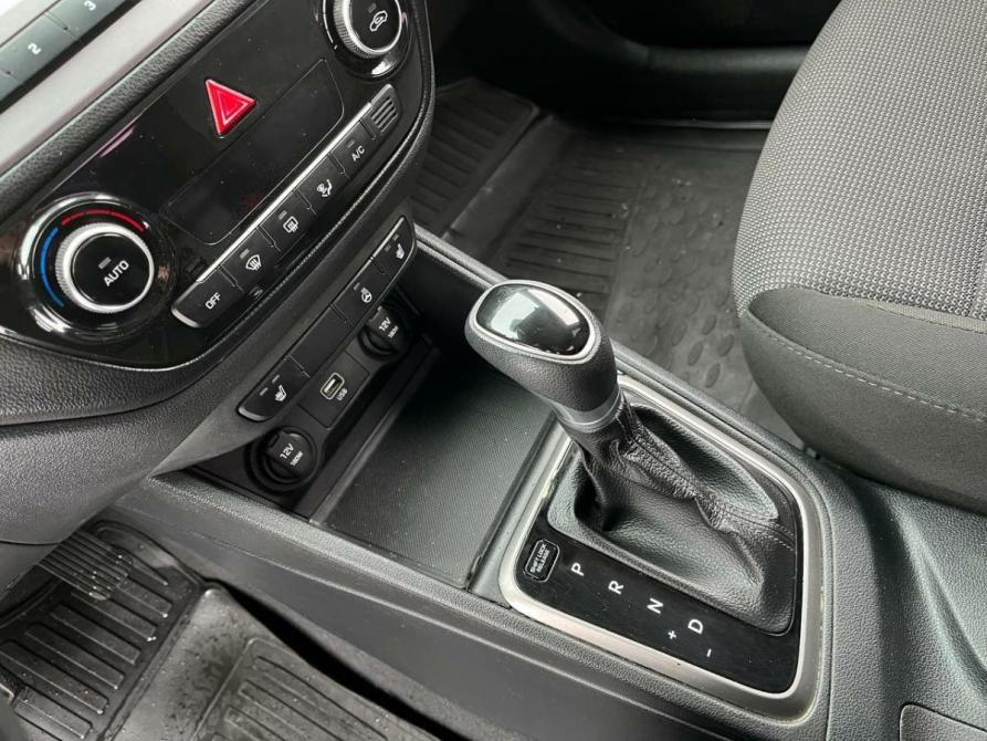Hyundai Solaris II Буинск  - изображение 11