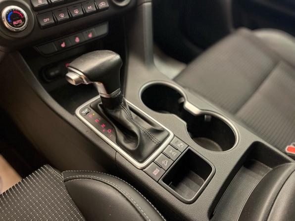 Kia Sportage IV Рестайлинг с пробегом 2019 года, цена 1 768 000 рублей, 169000 км, внедорожник, Автокод Объявления