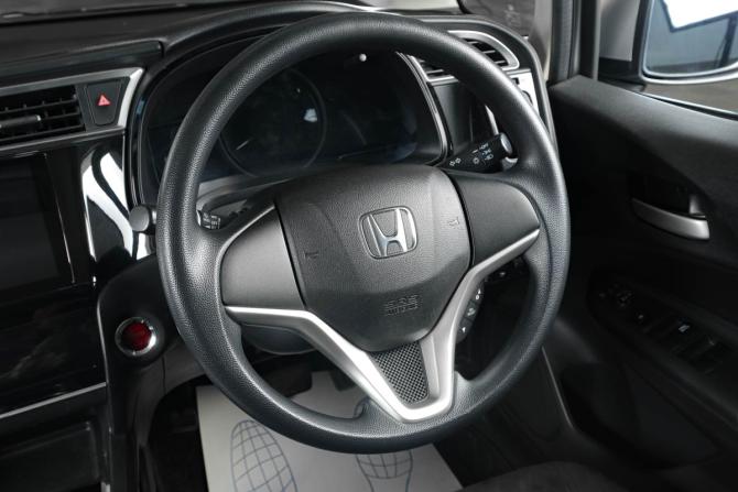 Honda Shuttle II с пробегом 2015 года, цена 1 319 000 рублей, 162000 км, универсал, Автокод Объявления