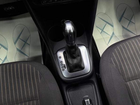 Volkswagen Polo V с пробегом 2012 года, цена 630 000 рублей, 286518 км, седан, Автокод Объявления