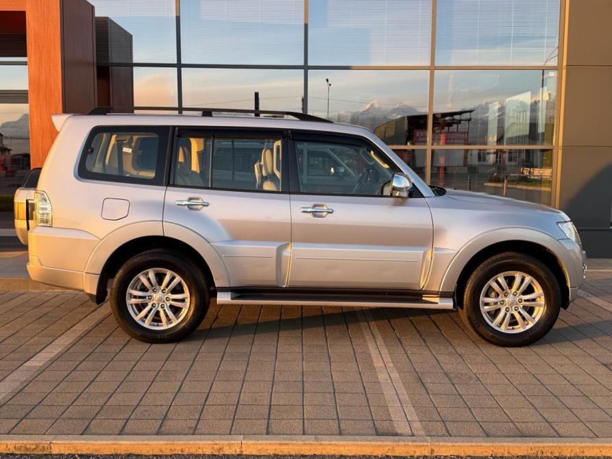 Mitsubishi Pajero IV Рестайлинг 2 Владикавказ  - изображение 5