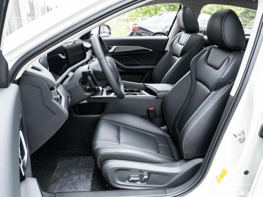 FAW Bestune B70 I Рестайлинг Ставрополь  - изображение 10