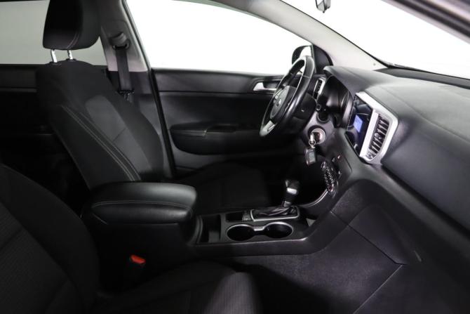 Kia Sportage IV Рестайлинг с пробегом 2019 года, цена 1 849 990 рублей, 174263 км, внедорожник, Автокод Объявления