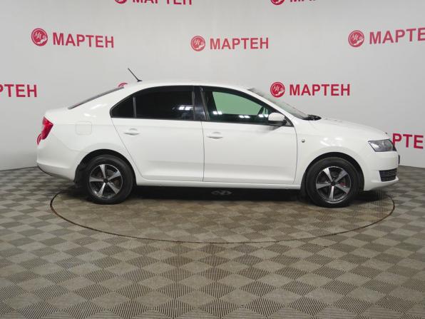 Skoda Rapid I с пробегом 2016 года, цена 998 000 рублей, 145784 км, лифтбек, Автокод Объявления