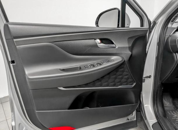 Hyundai Santa Fe IV с пробегом 2020 года, цена 3 200 000 рублей, 43580 км, внедорожник, Автокод Объявления