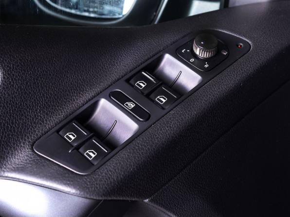 Volkswagen Tiguan I с пробегом 2009 года, цена 1 099 000 рублей, 275000 км, внедорожник, Автокод Объявления