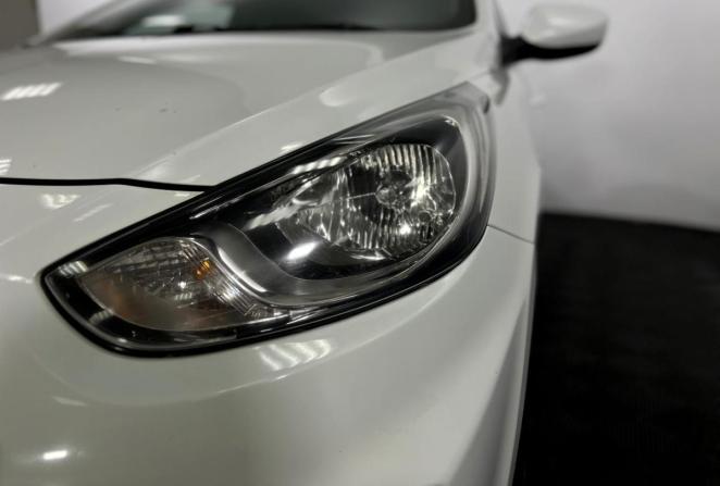 Hyundai Solaris I с пробегом 2013 года, цена 900 000 рублей, 136900 км, седан, Автокод Объявления