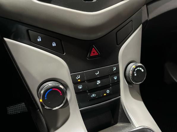 Chevrolet Cruze I с пробегом 2011 года, цена 570 000 рублей, 211920 км, седан, Автокод Объявления