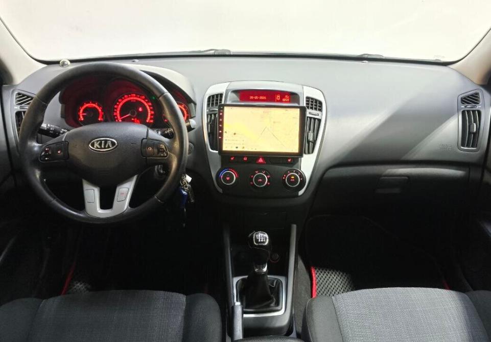 Kia Ceed I Рестайлинг Санкт-Петербург  - изображение 10