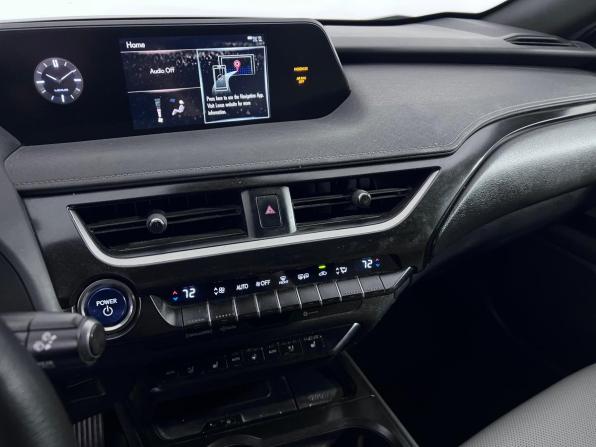 Lexus UX I с пробегом 2021 года, цена 3 150 000 рублей, 109555 км, внедорожник, Автокод Объявления
