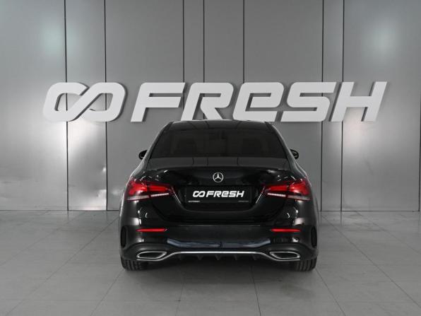 Mercedes-Benz A-Класс IV (W177) с пробегом 2018 года, цена 2 199 000 рублей, 131531 км, седан, Автокод Объявления