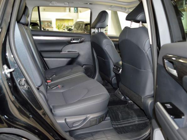 Toyota Highlander IV (XU70) с пробегом 2025 года, цена 5 555 000 рублей, 50 км, внедорожник, Автокод Объявления