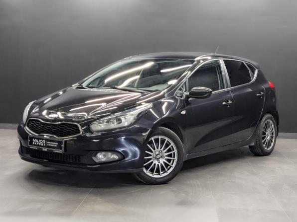 Kia Ceed II с пробегом 2015 года, цена 1 175 000 рублей, 131365 км, хэтчбек, Автокод Объявления