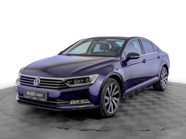 Volkswagen Passat B8 с пробегом 2019 года, цена 2 400 000 рублей, 128087 км, седан, Автокод Объявления