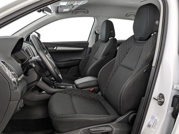 Skoda Karoq I с пробегом 2021 года, цена 2 680 000 рублей, 57784 км, внедорожник, Автокод Объявления