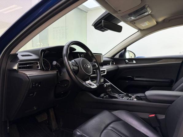 Kia K5 III с пробегом 2021 года, цена 2 799 000 рублей, 70800 км, седан, Автокод Объявления