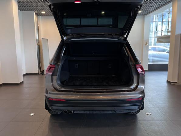 Volkswagen Tiguan II с пробегом 2018 года, цена 2 330 000 рублей, 151150 км, внедорожник, Автокод Объявления