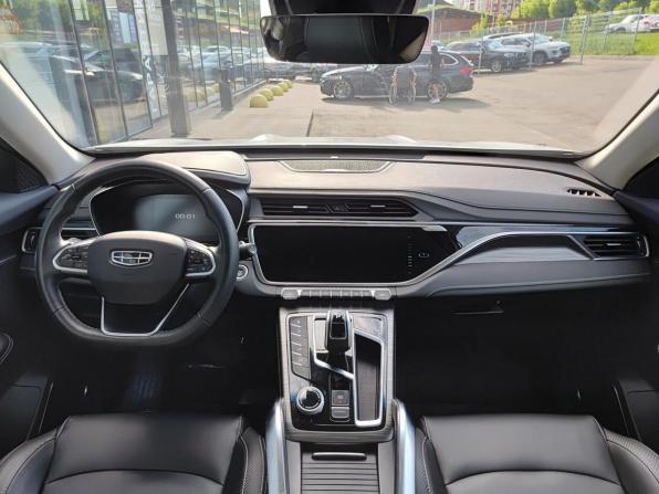Geely Atlas Pro с пробегом 2024 года, цена 2 340 000 рублей, 40459 км, внедорожник, Автокод Объявления