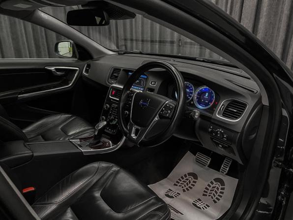 Volvo V60 I с пробегом 2013 года, цена 1 100 000 рублей, 77000 км, универсал, Автокод Объявления
