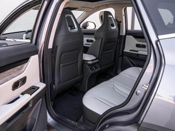 JETOUR DASHING I с пробегом 2023 года, цена 2 300 000 рублей, 18215 км, внедорожник, Автокод Объявления