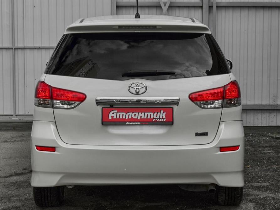 Toyota Wish II Екатеринбург  - изображение 5