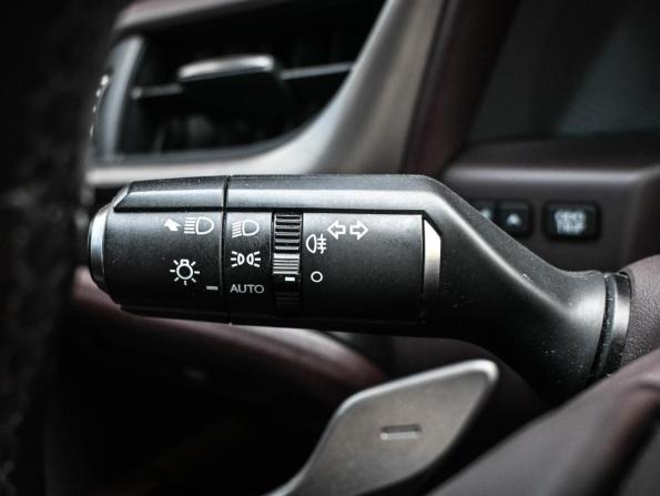 Lexus ES VII с пробегом 2020 года, цена 4 099 000 рублей, 82701 км, седан, Автокод Объявления
