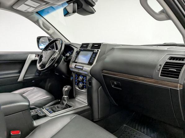 Toyota Land Cruiser Prado 150 Series Рестайлинг 2 с пробегом 2020 года, цена 6 250 000 рублей, 104669 км, внедорожник, Автокод Объявления