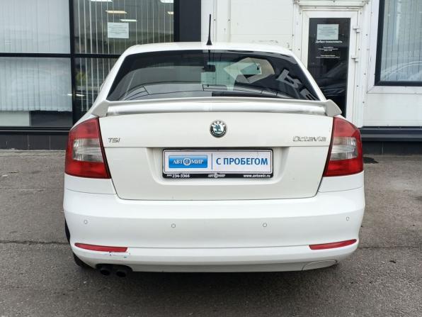 Skoda Octavia II (A5) Рестайлинг с пробегом 2011 года, цена 635 000 рублей, 198749 км, лифтбек, Автокод Объявления