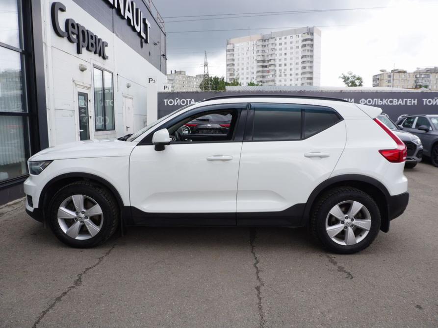 Volvo XC40 I Москва  - изображение 8