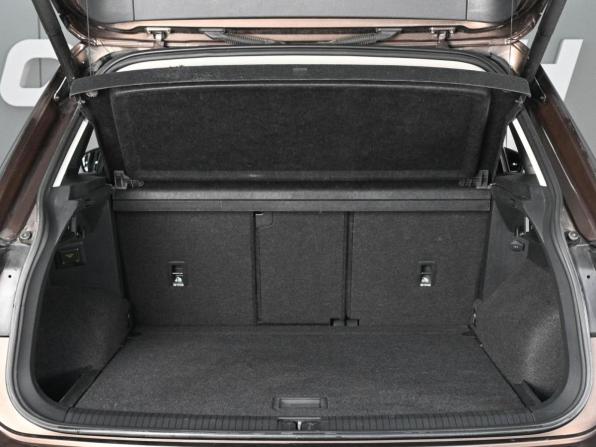 Volkswagen Tiguan II с пробегом 2017 года, цена 2 349 000 рублей, 191443 км, внедорожник, Автокод Объявления
