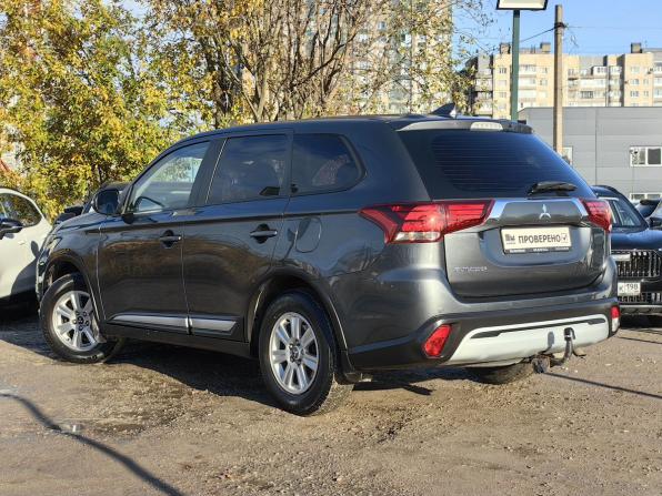Mitsubishi Outlander III Рестайлинг 3 с пробегом 2020 года, цена 1 879 000 рублей, 170000 км, внедорожник, Автокод Объявления