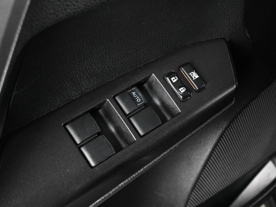 Toyota RAV4 IV (XA40) Рестайлинг Ростов-на-Дону  - изображение 16