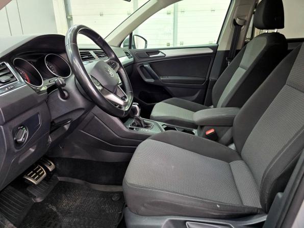 Volkswagen Tiguan II Рестайлинг с пробегом 2021 года, цена 2 799 000 рублей, 107500 км, внедорожник, Автокод Объявления