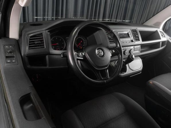 Volkswagen Multivan T6 с пробегом 2016 года, цена 3 319 000 рублей, 261104 км, минивэн, Автокод Объявления