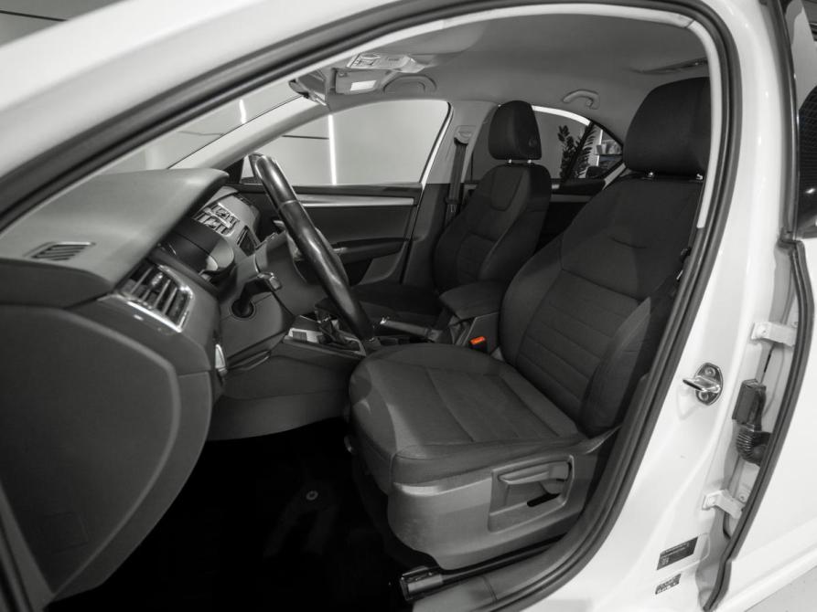 Skoda Octavia III (A7) Москва  - изображение 9