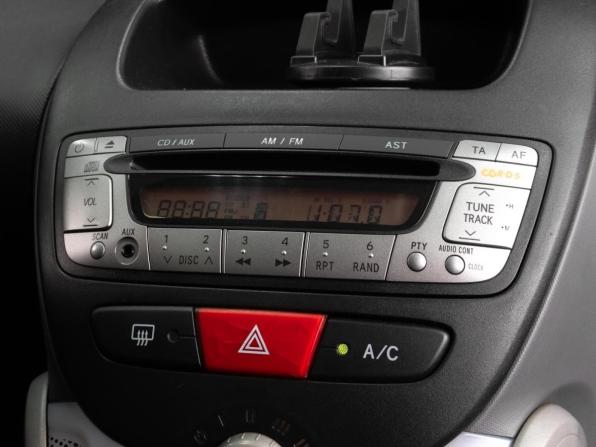 Peugeot 107 I с пробегом 2009 года, цена 499 000 рублей, 151759 км, хэтчбек, Автокод Объявления